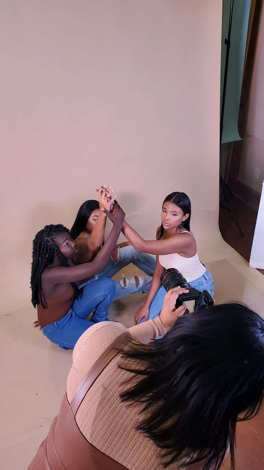 I Wanted To Show All The Shades Of Beauty And Photographed 10 Different Girls With Varying Skin Tones All Together