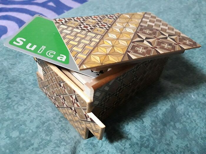 “People Who Had To Clean Out Rooms Of Someone Who Had Died, Did You Find Anything You Shouldn’t Have?” (30 Answers)