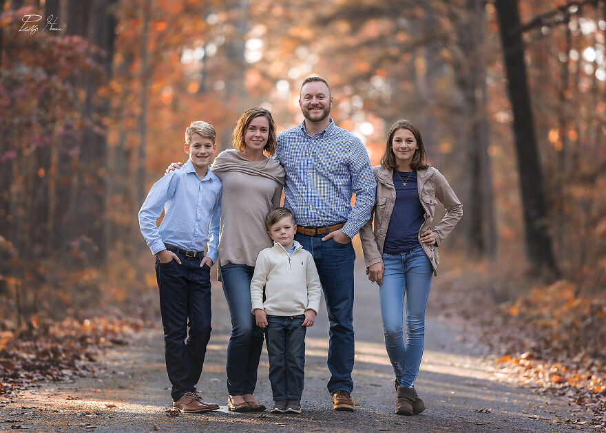 I Shoot Large Group Shots With A Telephoto Lens (14 Pics)