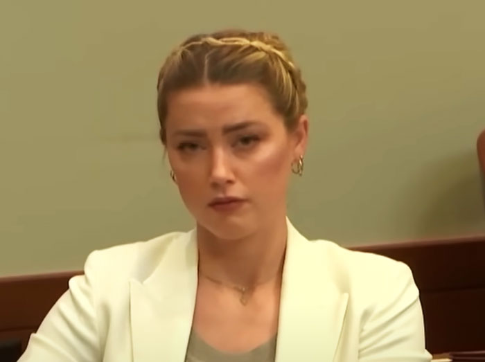 Body Language Expert Examines Johnny Depp and Amber Heard's Expressions In Court Body Language Expert Examines Johnny Depp and Amber Heard's Expressions In Court