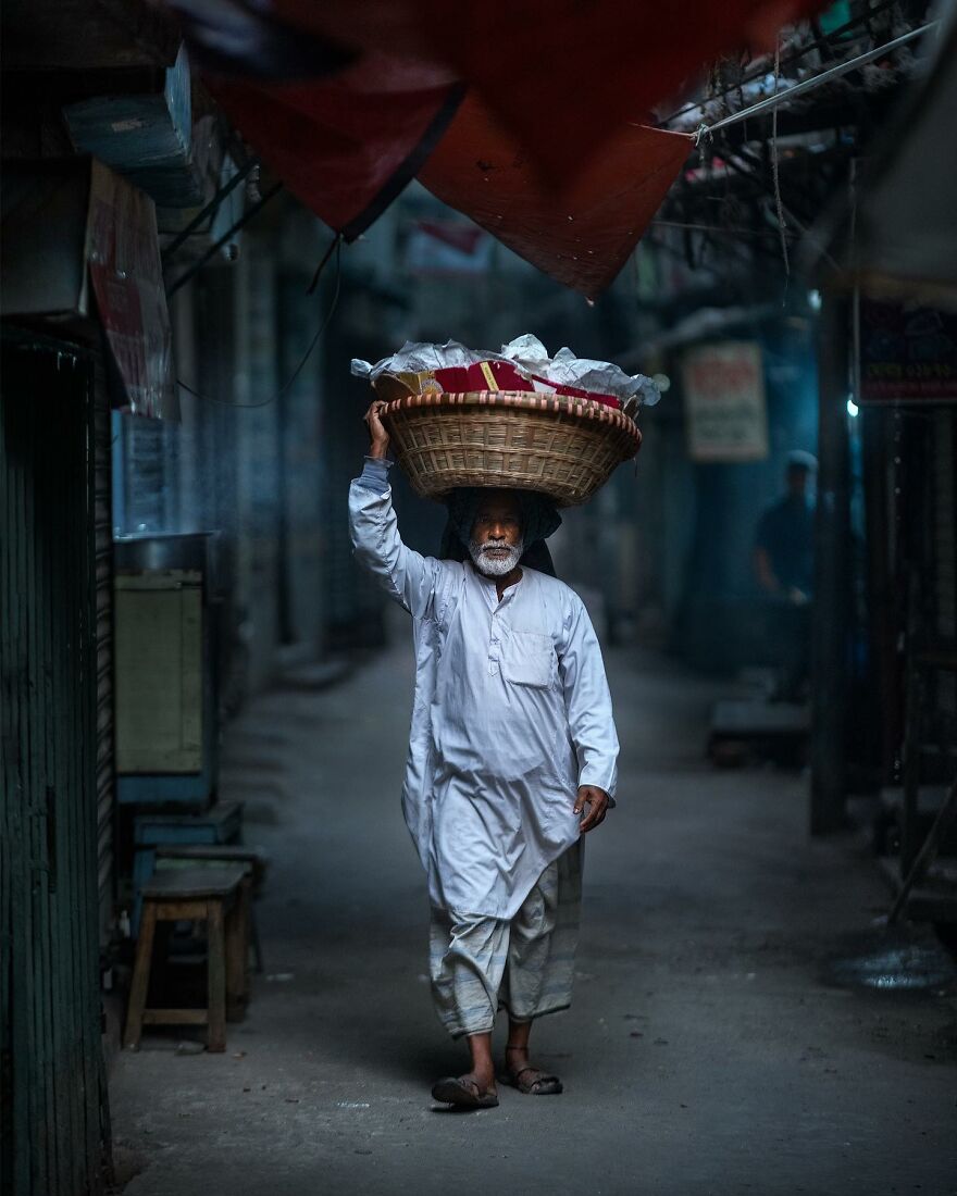 I Explore And Capture The Quiet Side Of City Life In The Narrow Streets Of South Asia
