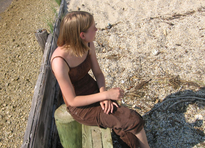 “She Feels Betrayed And Angry”: Teen Threw A Fit After Her Parents Let Her Stay Home From Their Disney World Trip “She Feels Betrayed And Angry”: Teen Threw A Fit After Her Parents Let Her Stay Home From Their Disney World Trip