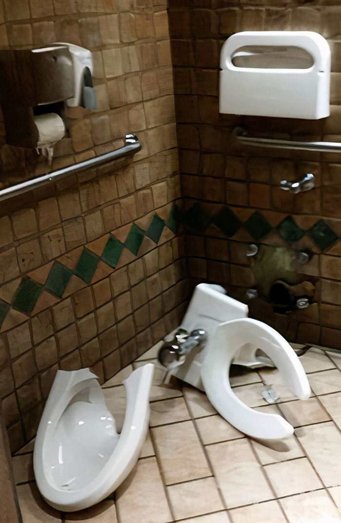 5 Minutes Into My Maintenance Shift I Get Called Up To The Public Bathroom, This Is What I Found