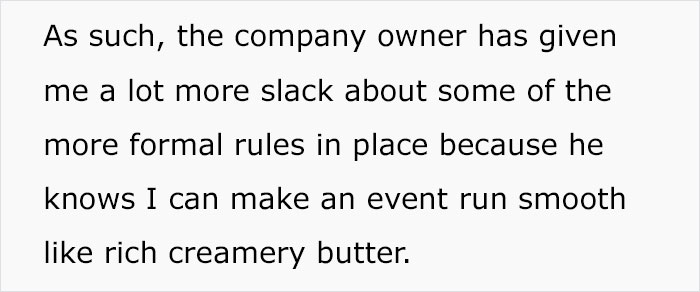 Micromanaging Boss Writes This Man Up For Wearing Red Shoes To Work, So He Followed The Dress Code To The Book