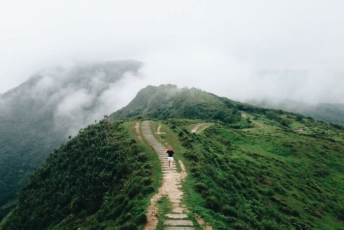 30 Surprising Mistakes Tourists Make When Traveling Around The World, As Pointed Out By The Locals