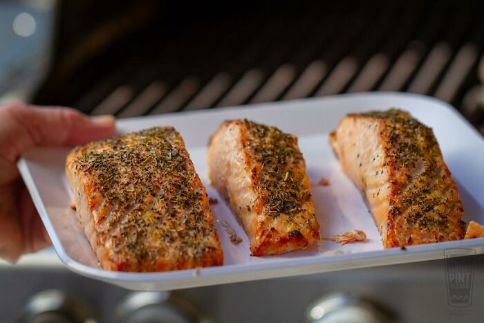 Someone Asks "What’s The Weirdest Reason You’ve Had Someone Send Food Back?", People Share 30 Infuriating Stories