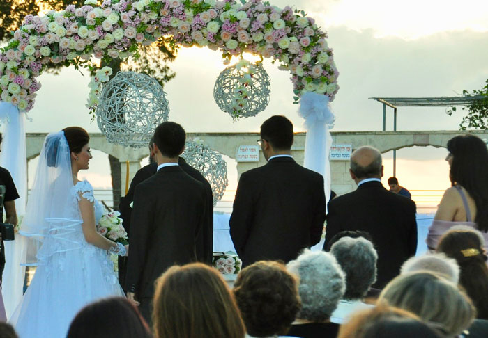 Bride With A Distinct Fashion Style Chooses A Dress Her MIL Doesn't Like, MIL Buys A Dress Herself And Her Son Is Furious Bride With A Distinct Fashion Style Chooses A Dress Her MIL Doesn't Like, MIL Buys A Dress Herself And Her Son Is Furious