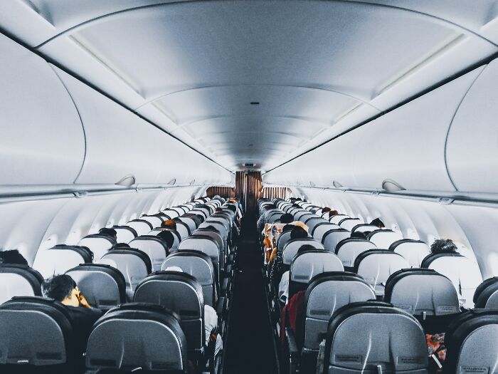 35 Of The Darkest Airline Industry Secrets, Shared By Flight Attendants