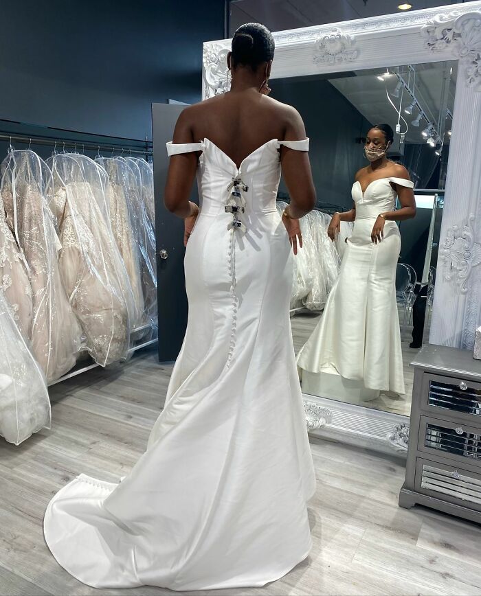 Frugal Bride Shares How She Only Spent $500 For The Whole Wedding With 40 Guests And People Are Applauding Her Ingeniosity