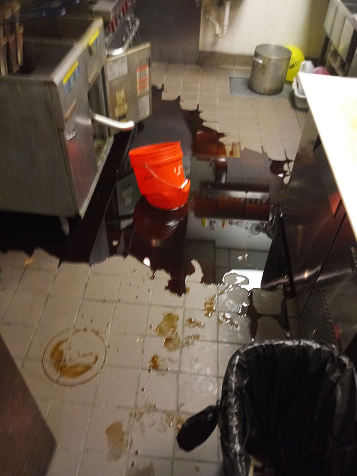 What Could Go Wrong If I Drain A Deep Fryer Into A Plastic Bucket?