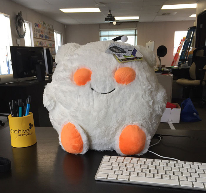 Mi jefe me preguntó si alguien navegaba por Reddit y yo fui la única valiente que dijo que sí