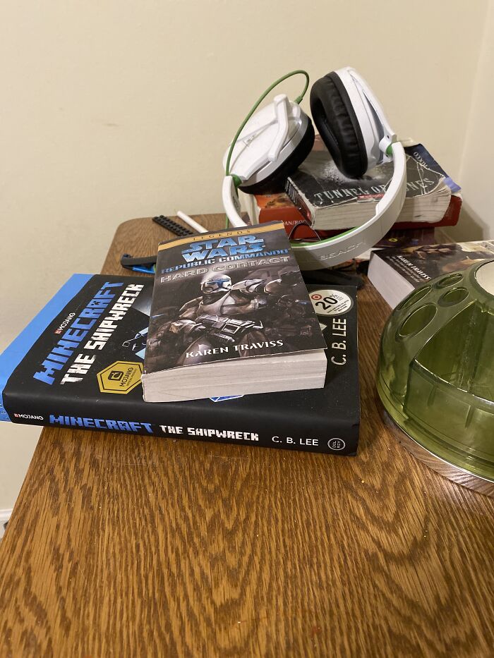 Random Stuff! I Do Not Have The Word "Neat" In My Vocab