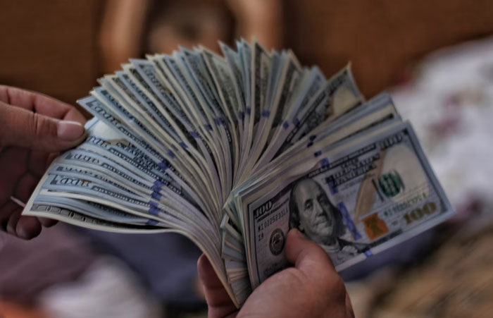 20 Encuentros exasperantes que tuvo la gente con las asociaciones de propietarios (nuevas imágenes)