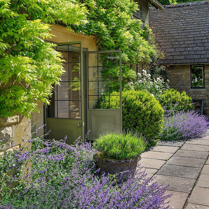 Technically It's Not Mine Its My Grandmas, But She Lives Next To Me.