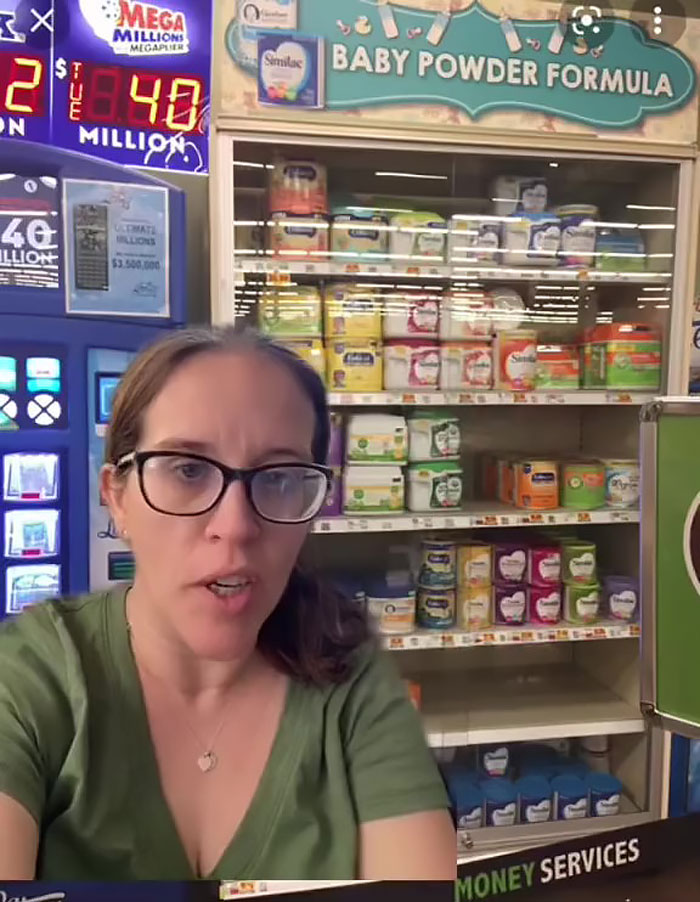 Ex-Store Greeter Shared That He Never Got In The Way Of Moms Who Tried To Steal Baby Products