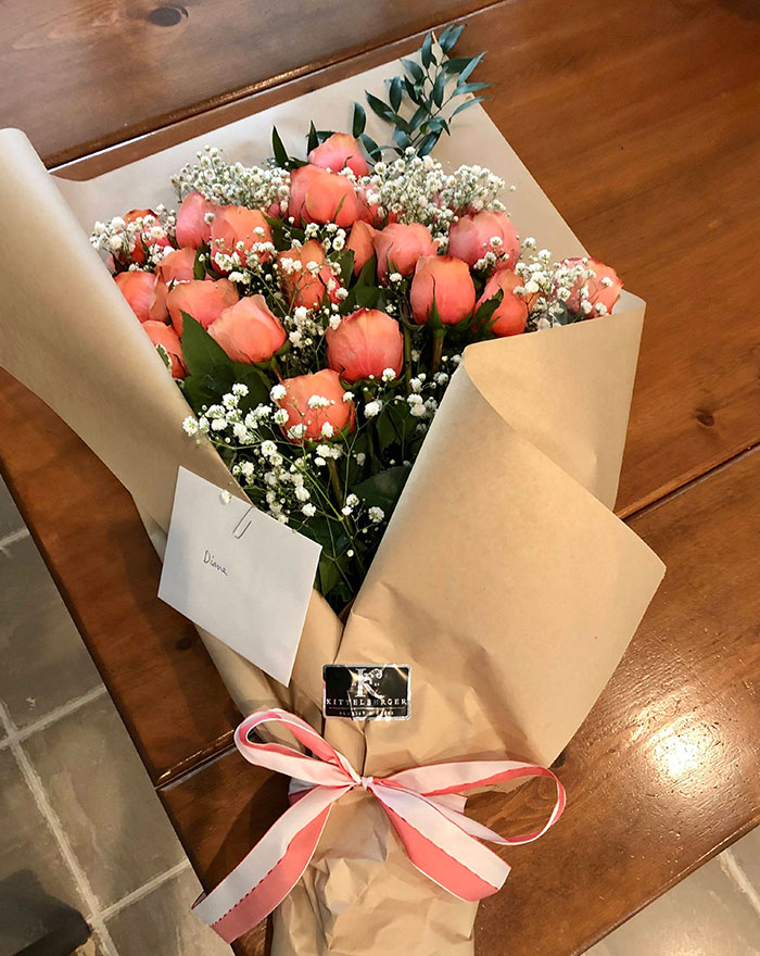 My Dad Got My Mom 35 Roses For Their Anniversary. He Chose Peach Because That Was The Color Of Their Wedding Flowers. Be Right Back, Crying Of Cuteness