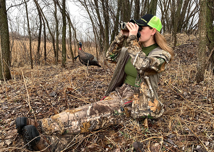 Someone Asks "What's Classy If You're Rich But Trashy If You're Poor" And These 40 Replies Really Put Things Into Perspective