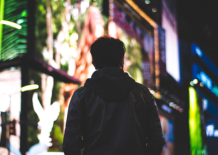 People Are Sharing Their Knowledge On Being "Street Smart", Here Are 30 Of Their Most Useful Tips