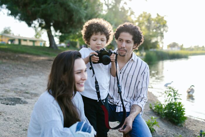 Someone Asks “What Is The Worst Parenting Trend To Date?” And People Give 40 Perfectly Blunt Answers