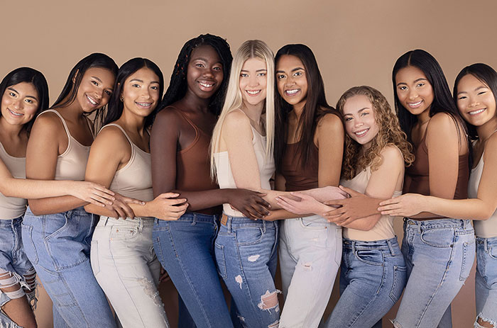 I Wanted To Show All The Shades Of Beauty And Photographed 10 Different Girls With Varying Skin Tones All Together