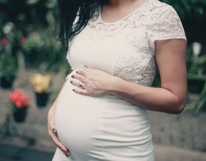 25 Personas que escaparon de las sectas comparten cómo llegaron a su límite