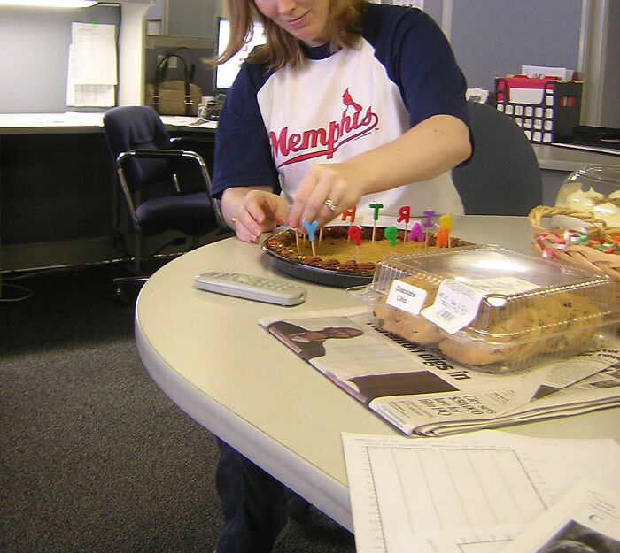 Employee Gets An Unwanted Surprise Birthday Party At Office, Gets A Panic Attack, Sues The Company For $450k