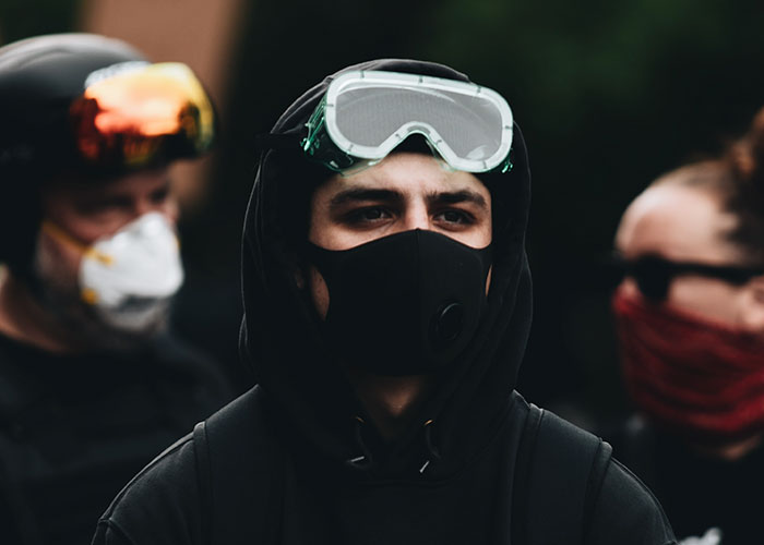 25 Personas comparten cosas que parecen ilegales aunque estén perfectamente bien