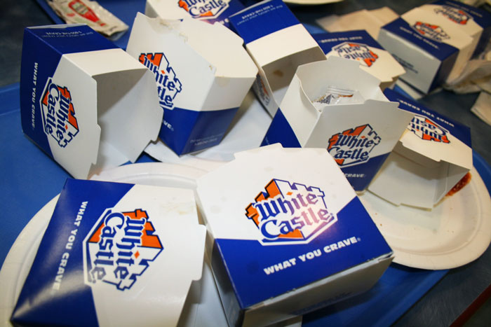 35 Times Someone Brought Something Random To A Party That Ended Up Making It More Interesting