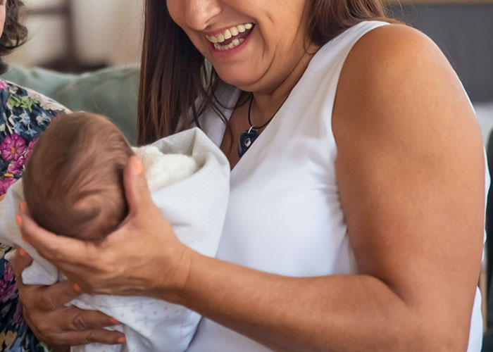 Dad Is Livid Over His Mother-In-Law Sneakily Breastfeeding His Daughter And Firing The Nanny Without Consulting Him, Calls The Cops On Her