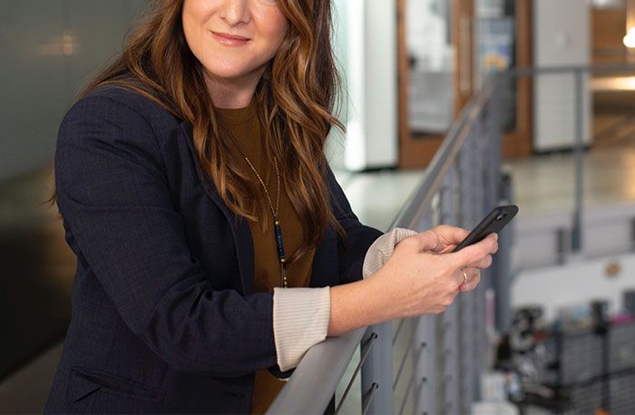 HR Wants To Check Employees&rsquo; Personal Phones Anytime They Want, People Are Not Having It