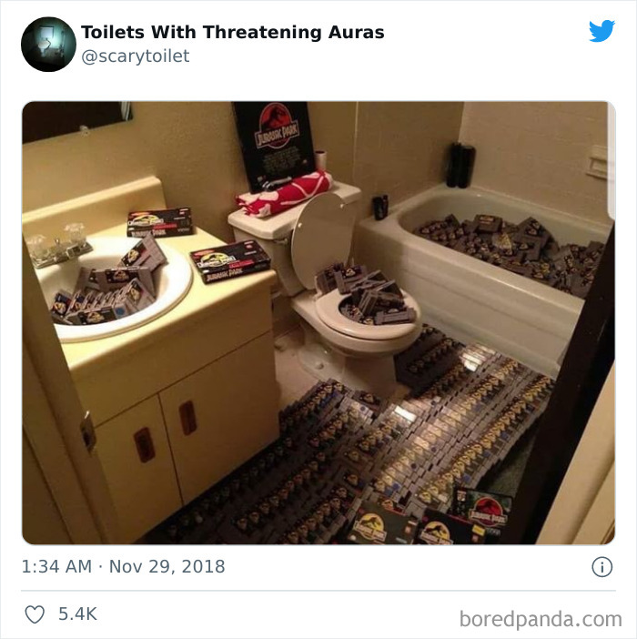 Cursed-Scary-Toilets