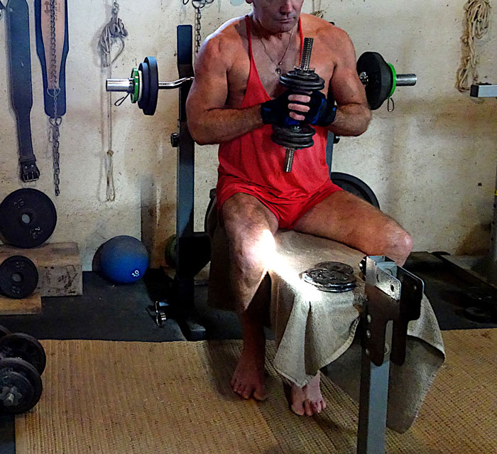 The Internet Encourages This Guy To Ask Out His Gym Bro On A Date And When He Does, He Says ‘Yes’ The Internet Encourages This Guy To Ask Out His Gym Bro On A Date And When He Does, He Says ‘Yes’