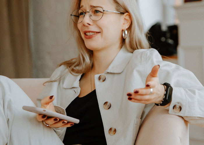 Someone Asks Internet Users To Share Examples Of What Toxic Femininity Looks Like, And Here Are 35 Of The Most Accurate Insights