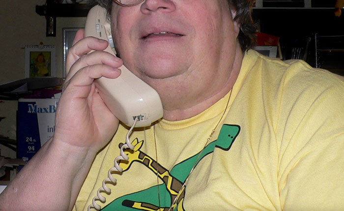 Person Online Inquires “What Screams ‘I Am Entitled?'”, And 30 People Provide Their Answers