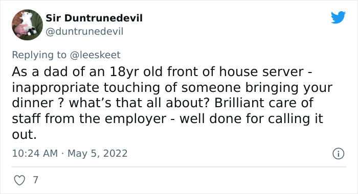 "Never Come Back To My Restaurant": Chef Bans Rude Restaurant Patrons And Gives $1,350 Bill To 22 Y.O. Employee They Disrespected