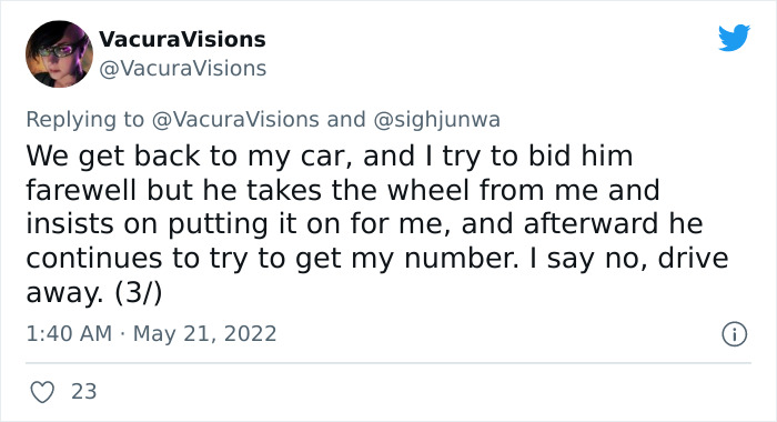 Woman Is Shocked That Her Lyft Driver From 3 Weeks Ago Came To Her Workplace, Warns Others