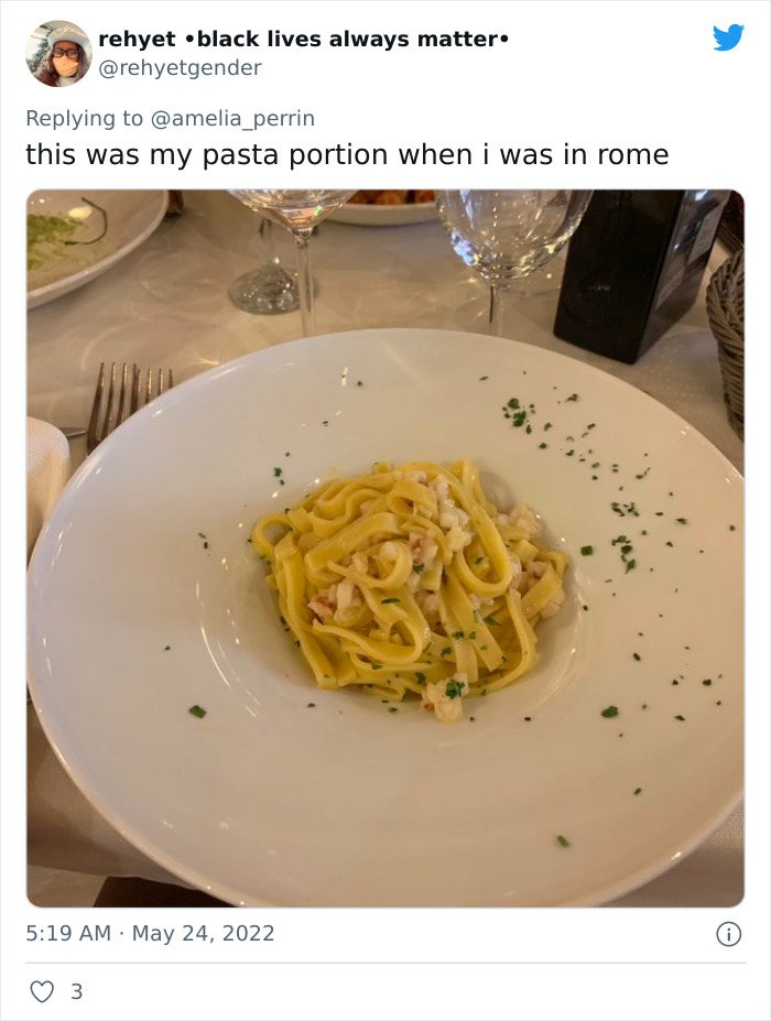 People Online Are Discussing The Tiny Portions Of Food At The Kardashian-Barker Wedding After Kylie Jenner's Viral Video