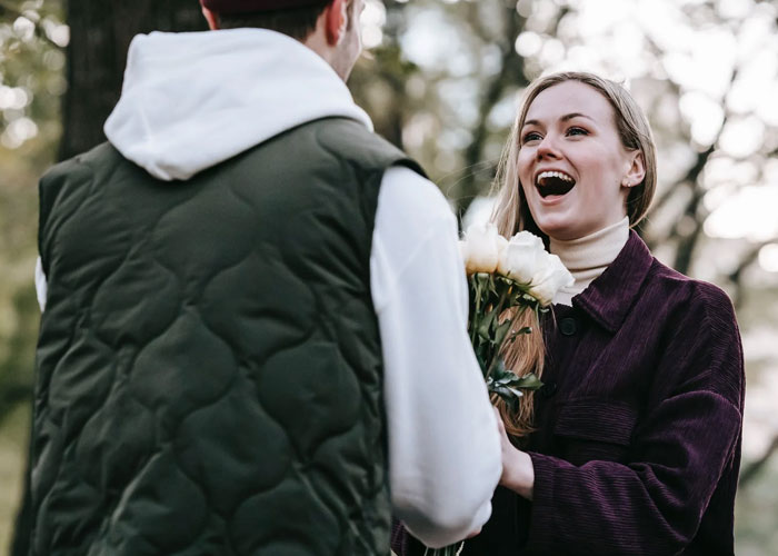 Piden a los internautas que compartan ejemplos de feminidad tóxica, y aquí hay 20 de las opiniones más acertadas