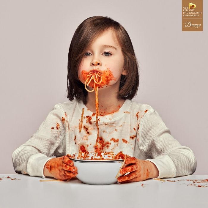 "Vivienne Makes A Mess" By Luke Copping. Bronze In People, Children