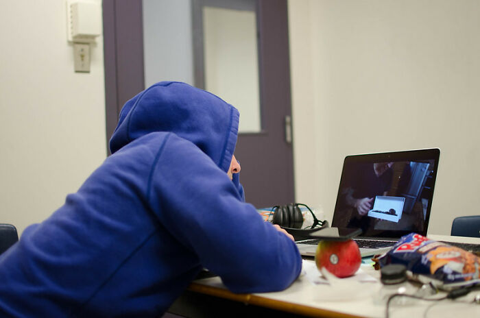 30 ‘Screw It, I’ll Deal With The Consequences Later’ Moments, As Shared By People Online