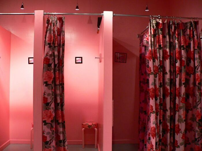 Compradores que dejan basura en sus probadores