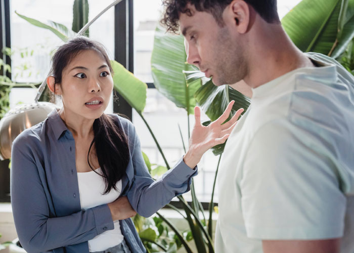 Someone Asks Internet Users To Share Examples Of What Toxic Femininity Looks Like, And Here Are 35 Of The Most Accurate Insights