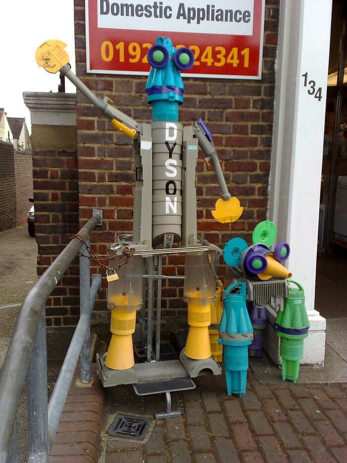 Here Are 30 Silly Yet Valid Reasons For Refusing To Date Someone As Shared In This Online Group