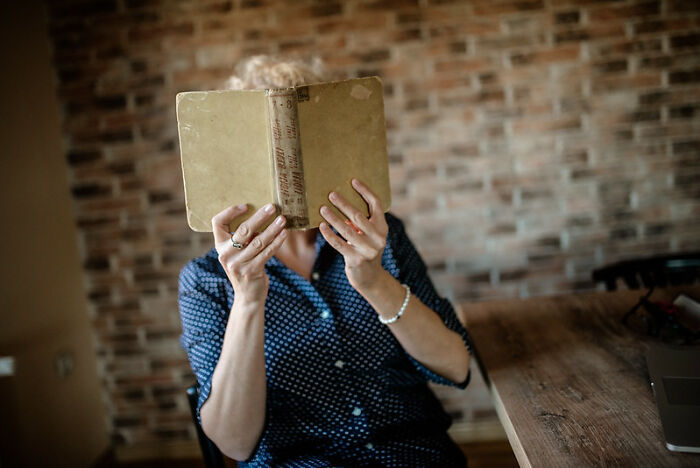 30 Times People Had Unexplainable Spine-Chilling Experiences, Shared In This Online Group