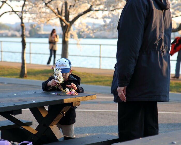 People Are Sharing 30 Stories About The Mistakes Their Parents Made That Ended Up Affecting Them Long-Term