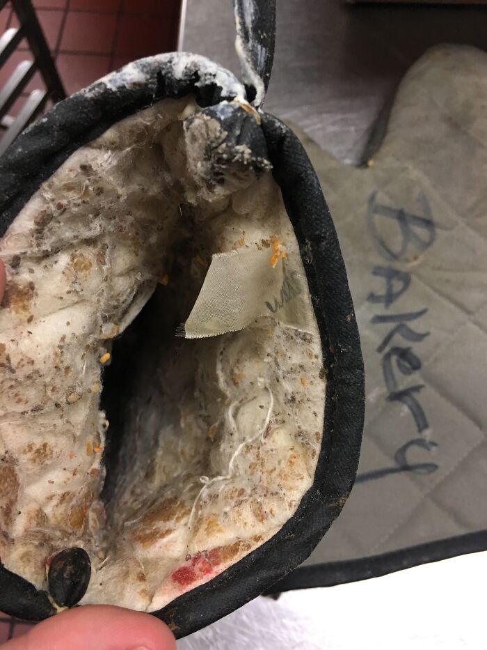 Coworkers Not Cleaning Their Hands Before Using The Oven Mitts