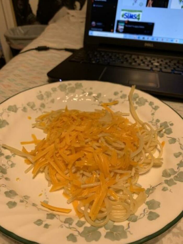 My Boyfriend Doesn't Like Tomato Sauce On His Noodles So This Was His Solution :/