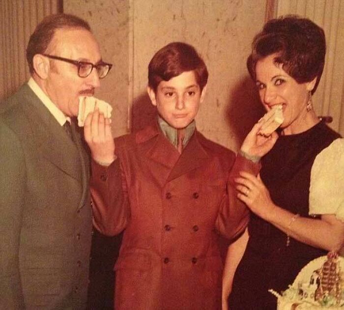 Teenage Bob Saget With His Parents, Circa 1969 Or 1970