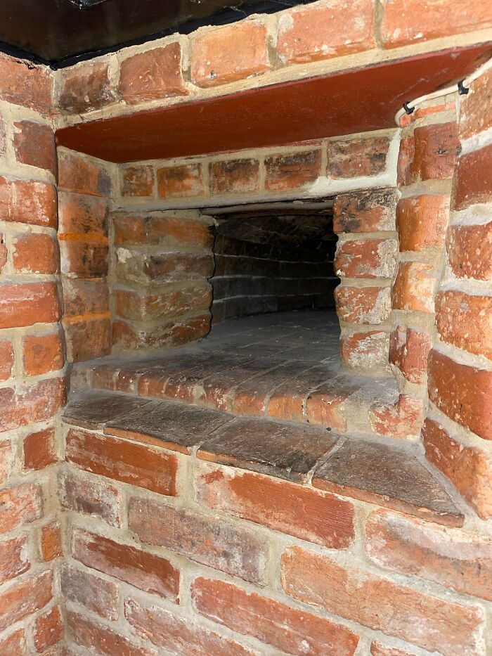 C1600s House We Moved Into Has An Old Fashioned Bread Oven Built Into Fire Place (Kent, UK)