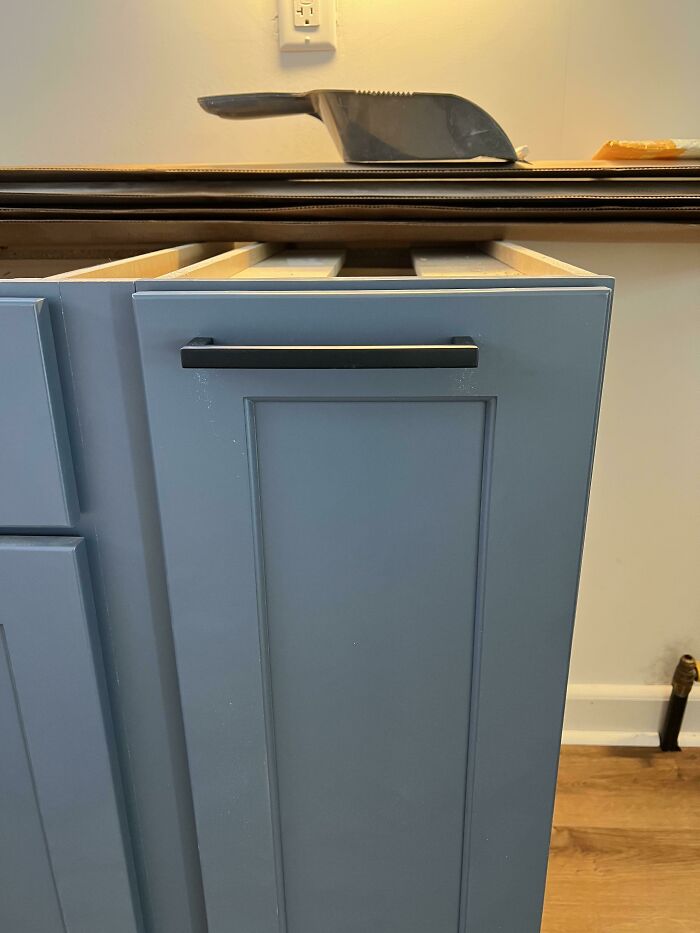 Contractor Let His Laborer Install The Hardware (The Whole Kitchen Looks Like This)